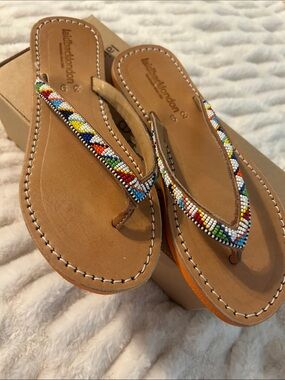 Laidbacklondon Multi-Bead Leather Flip-Flop Sandals Size 39, like new